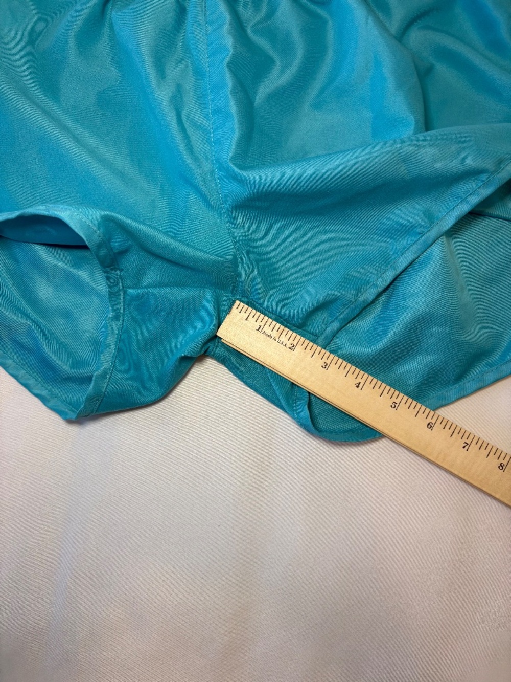 Wilson Teal Running Shorts Size Large - Picture 6 of 7